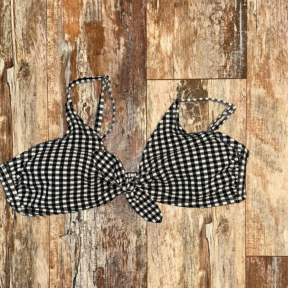 Xhilaration Black and White Gingham Crop Top